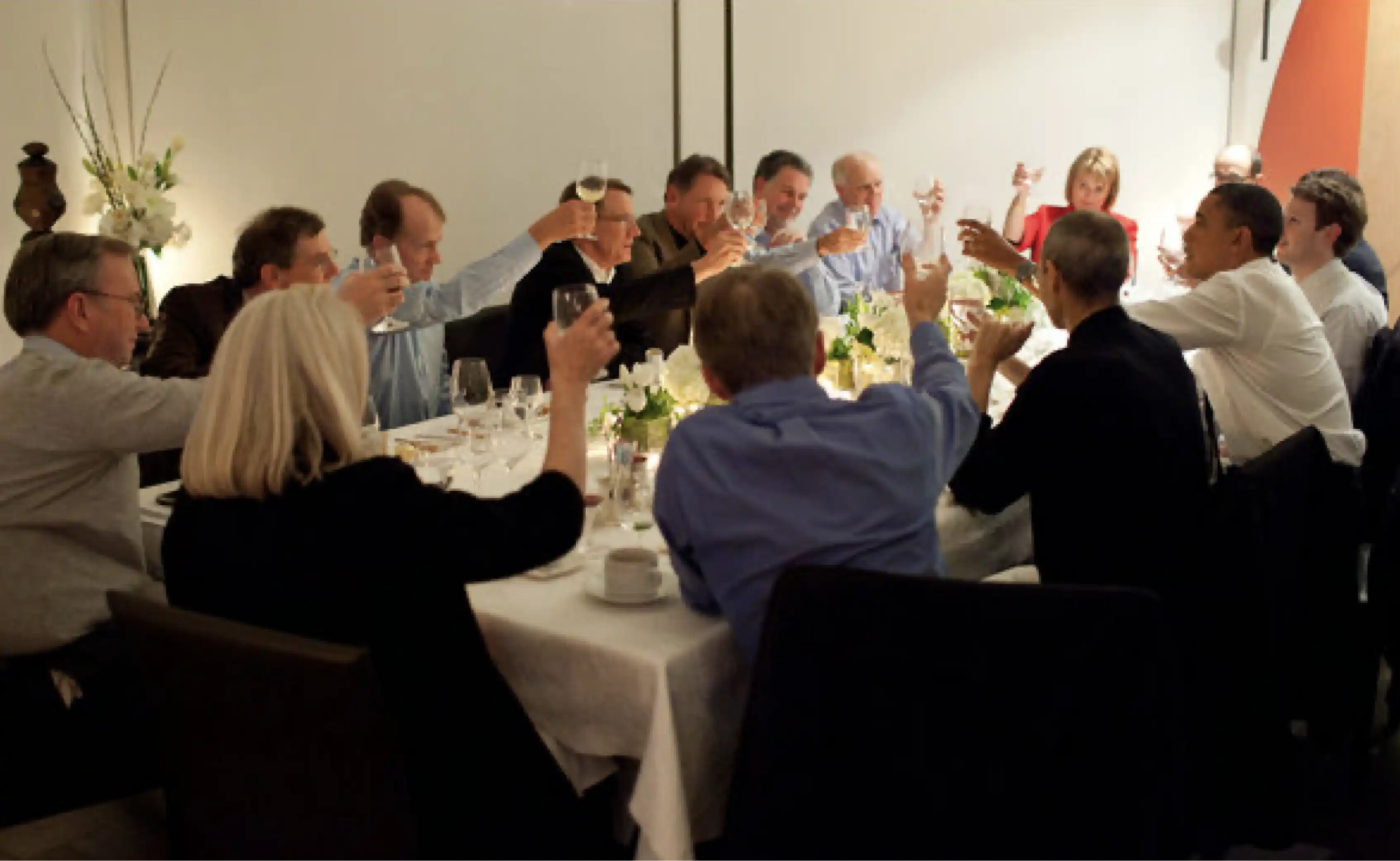 硅谷向右转:彼得·蒂尔、a16z以及加密货币的政治野望