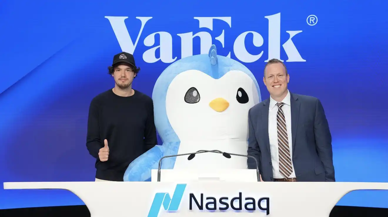 巨头齐换“企鹅”头像,背后是一张怎样的加密共识网?