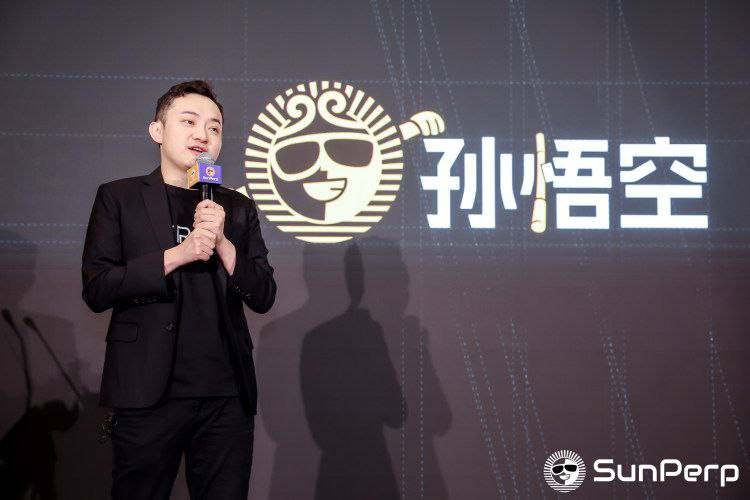电竞传奇:争议与桂冠——那些永不认输的逆袭者插图2 电竞传奇:争议与桂冠——那些永不认输的逆袭者插图2