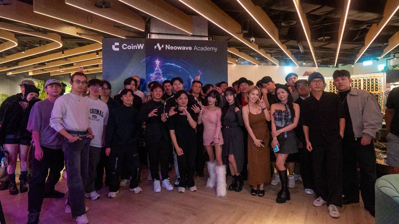 CoinW 旗下 Neowave Academy 在台举办「Crypto 圣诞之夜」插图4 CoinW 旗下 Neowave Academy 在台举办「Crypto 圣诞之夜」插图4